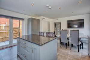 Photo 29- click for photo gallery